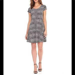 NWT Michael Kors Zephyr cap sleeve fit & flair dress SZ S